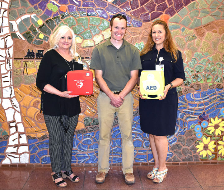 Search and Rescue receives AEDs